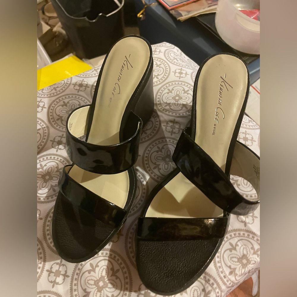 Women’s shoes, Kenneth Cole